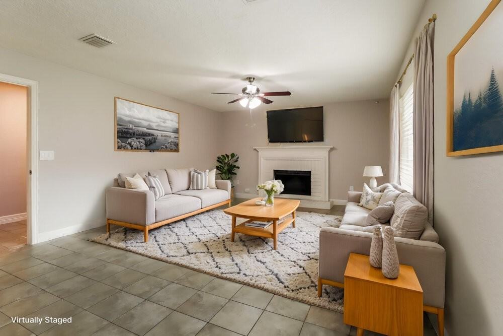 4002 Ashwood Dr - Photo 4 of 20