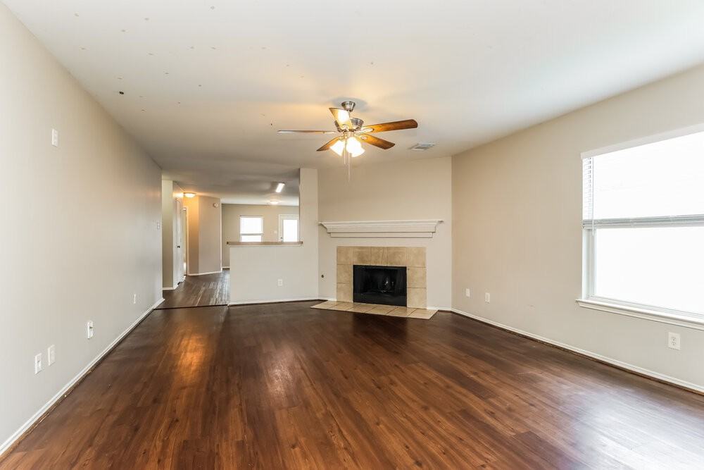 12134 Carriage Oak Cir - Photo 3 of 15