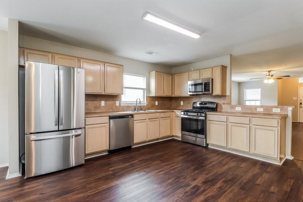 12134 Carriage Oak Cir - Photo 6 of 15
