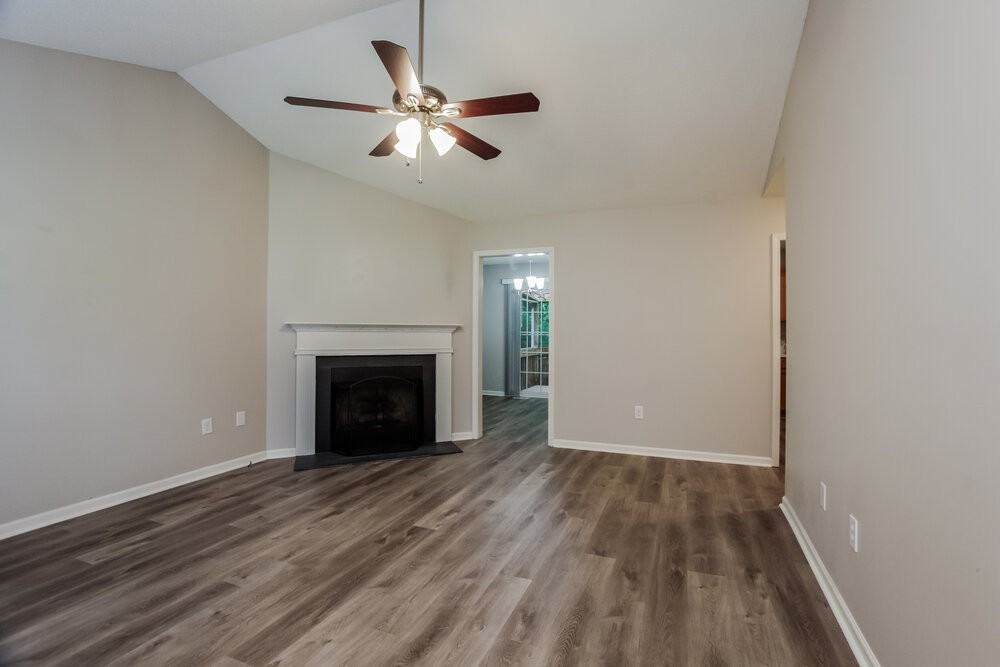 11024 Ballards Pond Ln - Photo 5 of 15