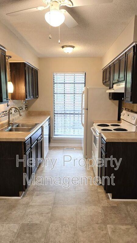 4265 The Oaks Dr - Photo 6 of 30