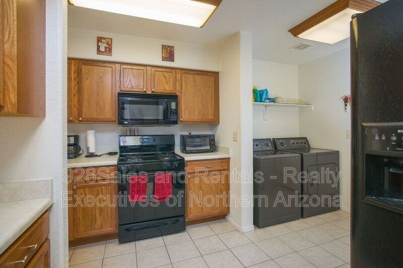 6428 N Conrad Ln - Photo 3 of 42