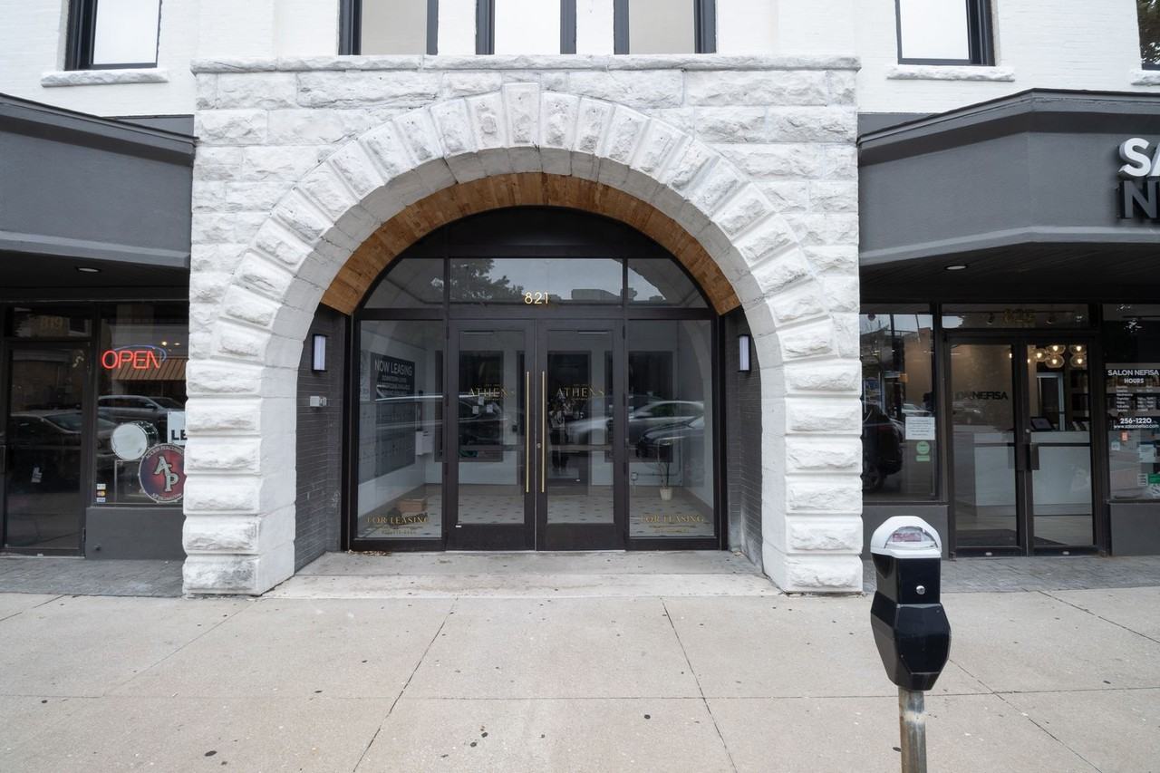 Athens Apartments - Photo 2 of 10