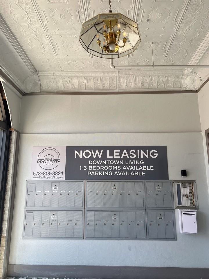 Athens Apartments - Photo 6 of 10