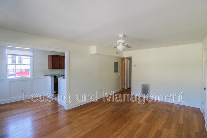 180 Line St #A - Photo 3 of 14