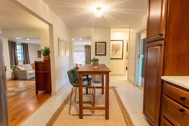 335 Knottingham Dr - Photo 6 of 50