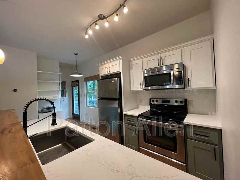 103 Deaver St - Photo 6 of 21