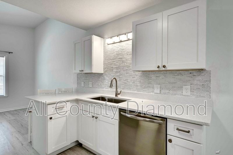 2625 Lagoon Knl - Photo 7 of 16