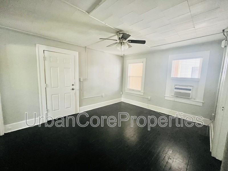 610 5th Avenue North #23 - Photo 4 of 11