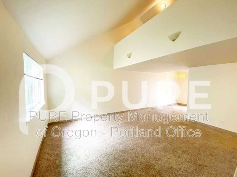 3604 N Gantenbein Ave - Photo 2 of 19