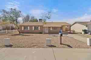 featured image of 6225 W Almeria Rd