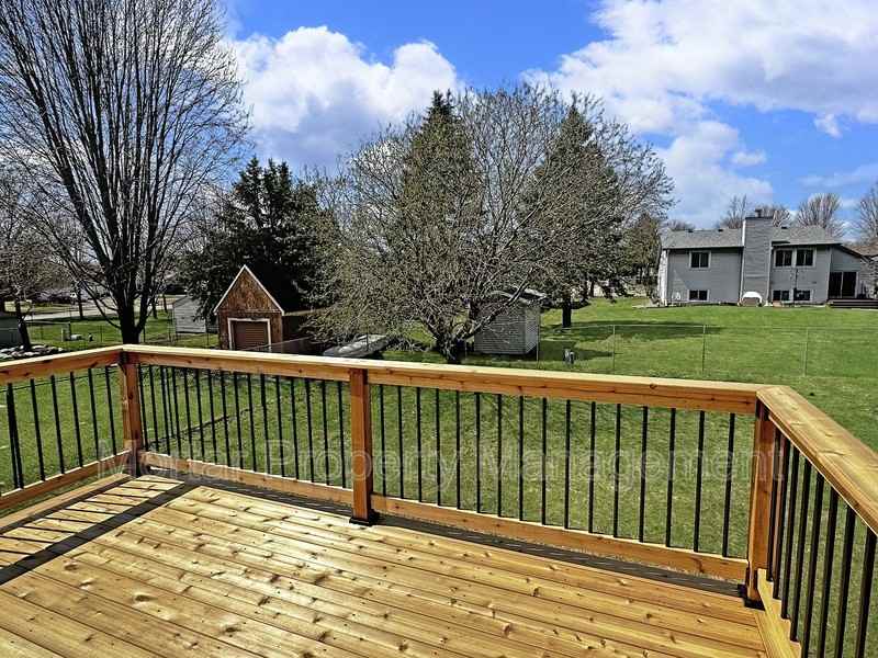 3421 Placer Ave - Photo 3 of 12