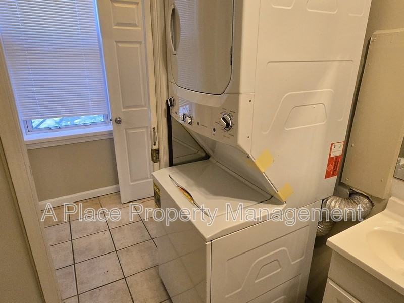 3113 Magnolia Ave - Photo 5 of 7