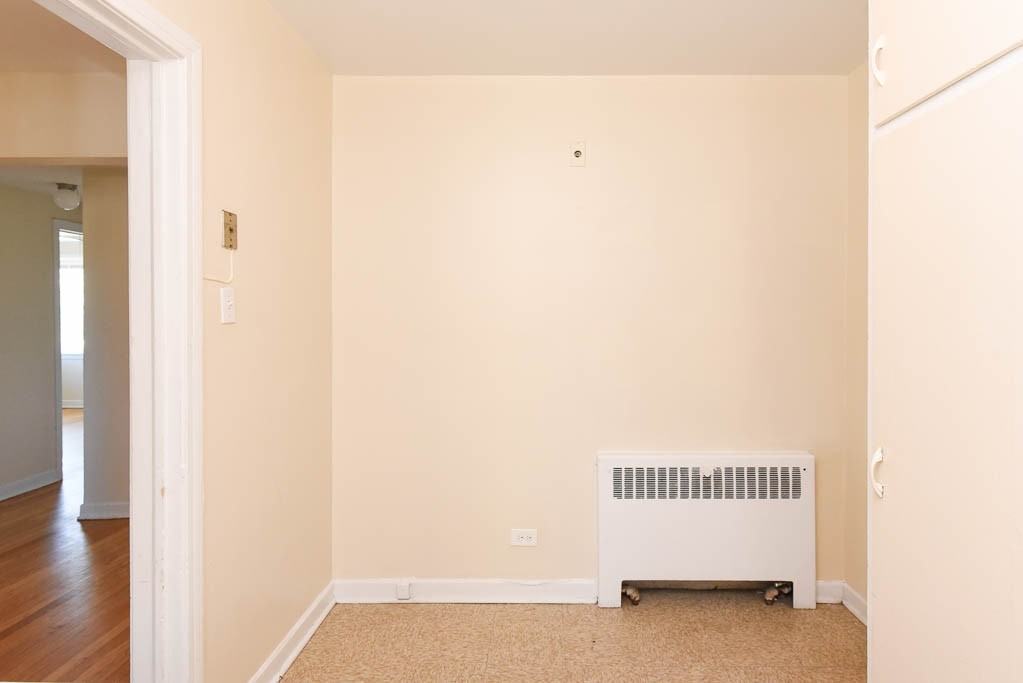 2723 W Berwyn Ave #2 - Photo 5 of 21
