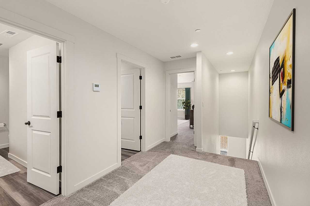 #300 THE CROSSING P1 - Photo 4 of 20