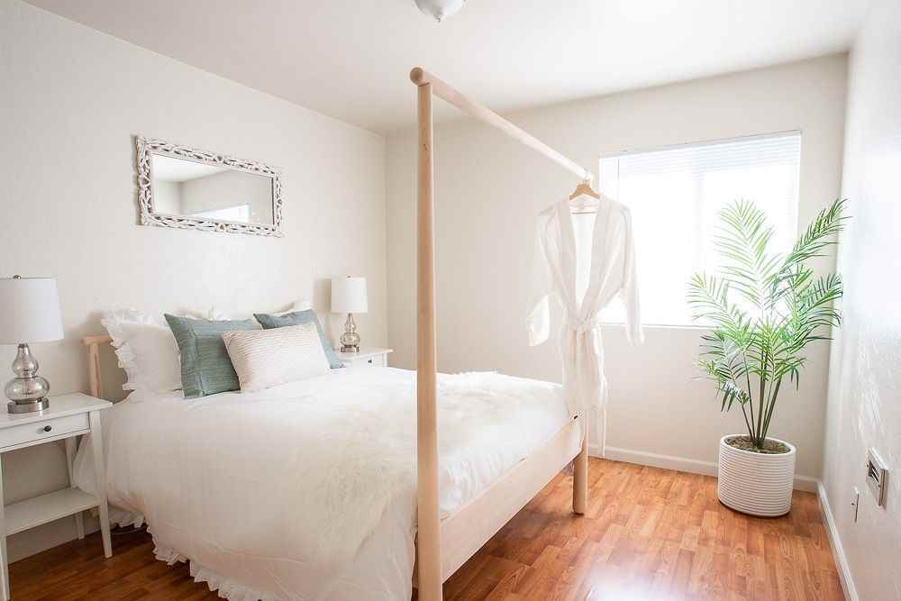 Walnut Apartments - Photo 5 of 28