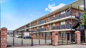 featured image of 3101 Highland Rd #322