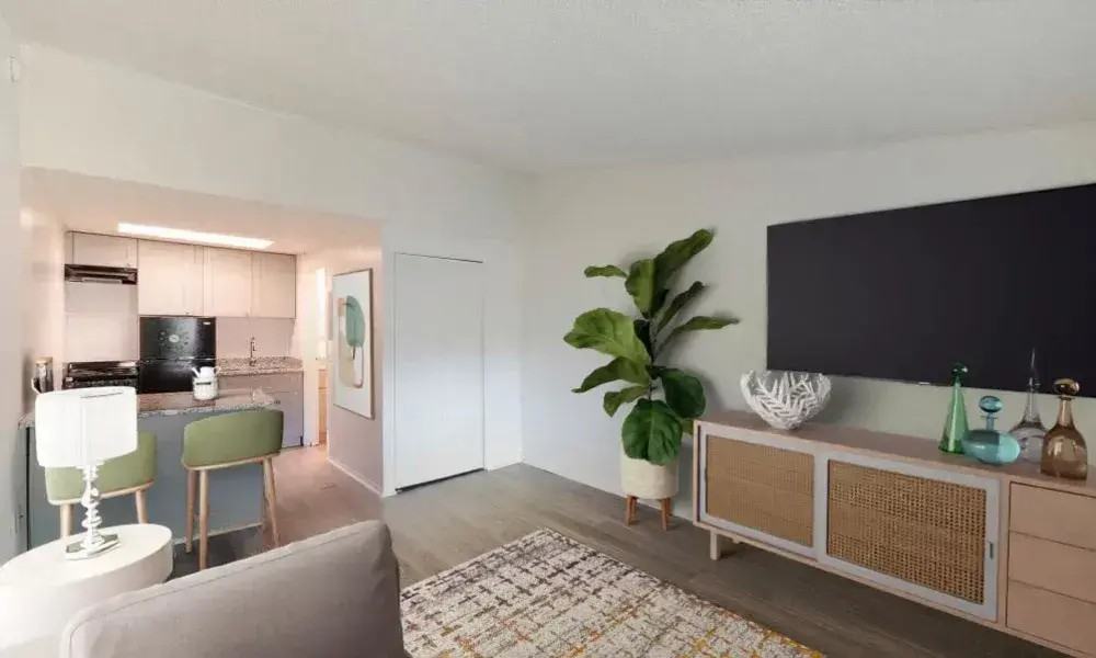 The Flats at Lakeshore - Photo 2 of 15