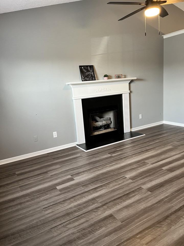 1200 Peyton Circle - Photo 2 of 15