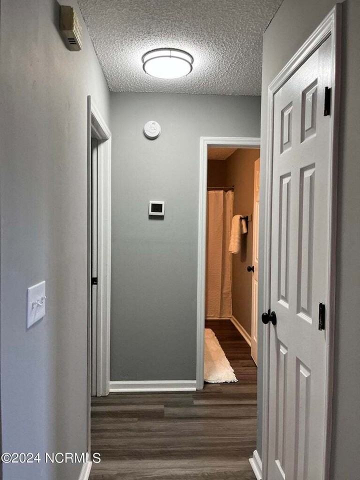 1200 Peyton Circle - Photo 7 of 15