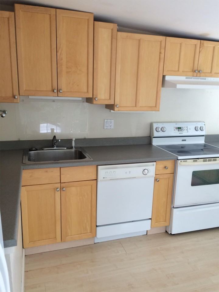 701 Pearl Street, #5 - Photo 4 of 36