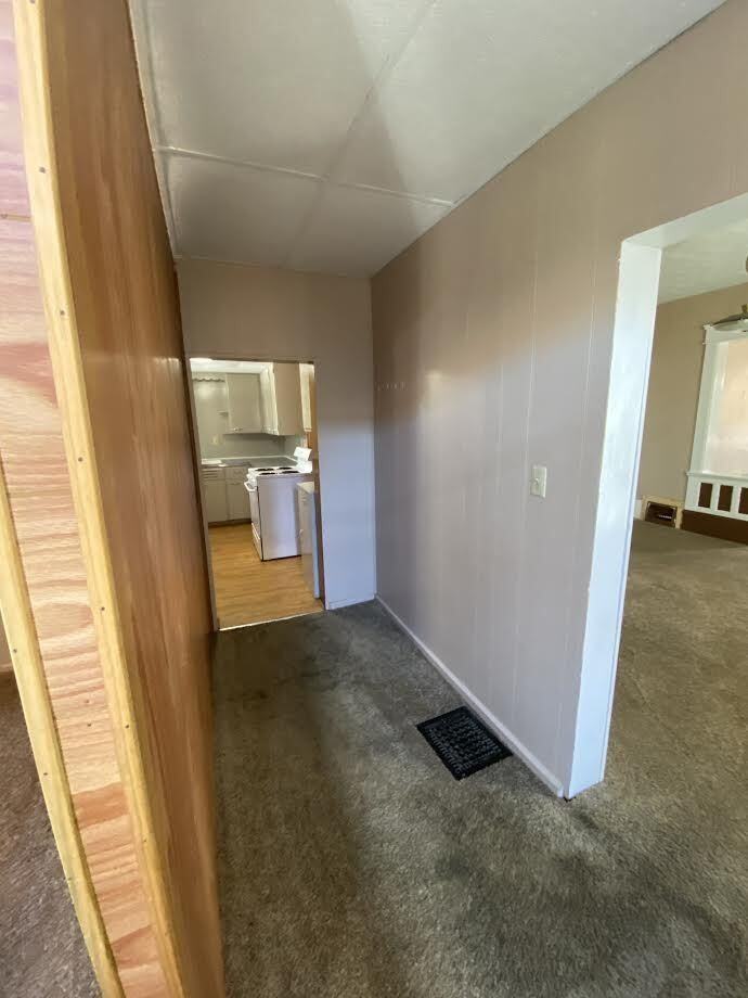 32 North Washington Street - Photo 6 of 15