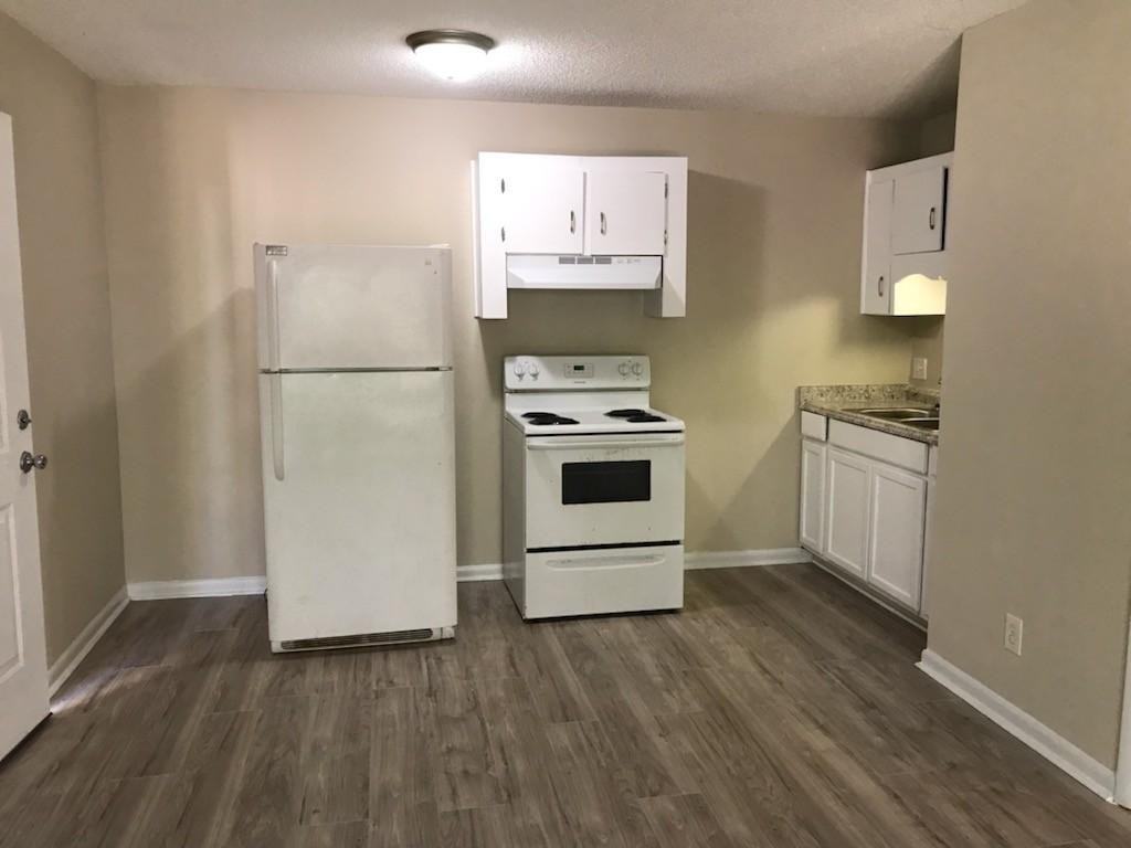 Deerwood Lane - Photo 3 of 18