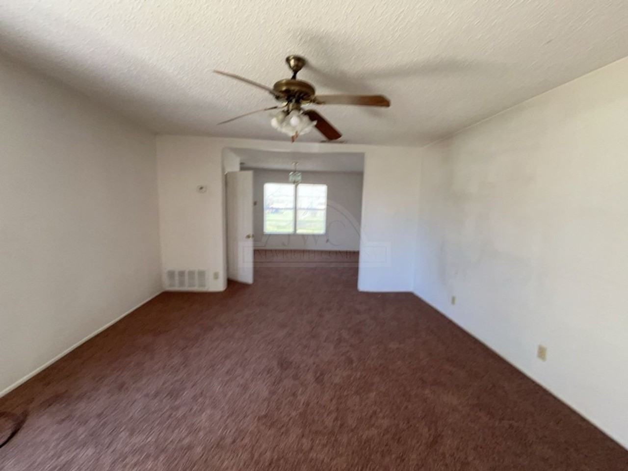 805 N 2nd St - Photo 3 of 14