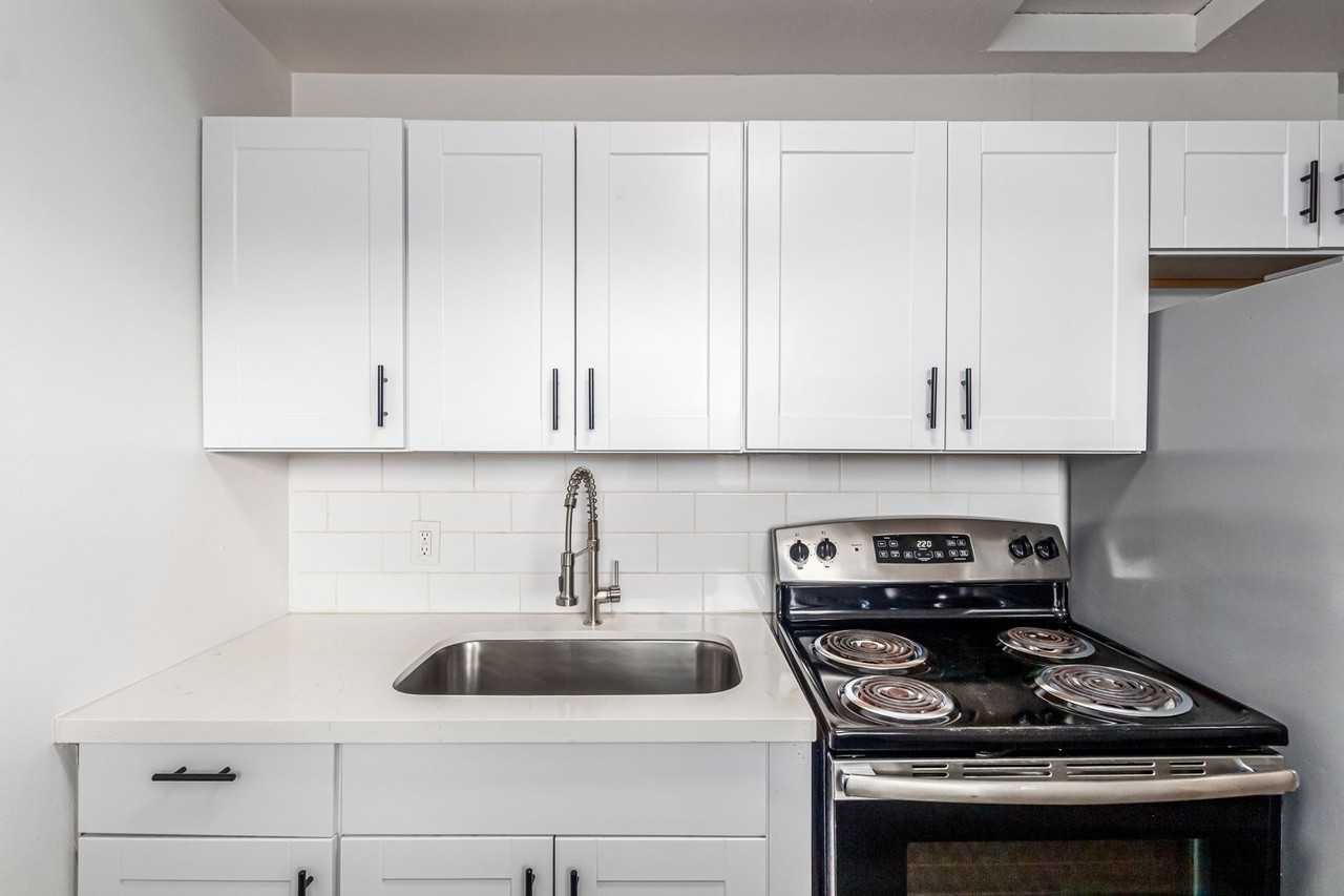 5525 N 27th Dr #16 - Photo 5 of 16