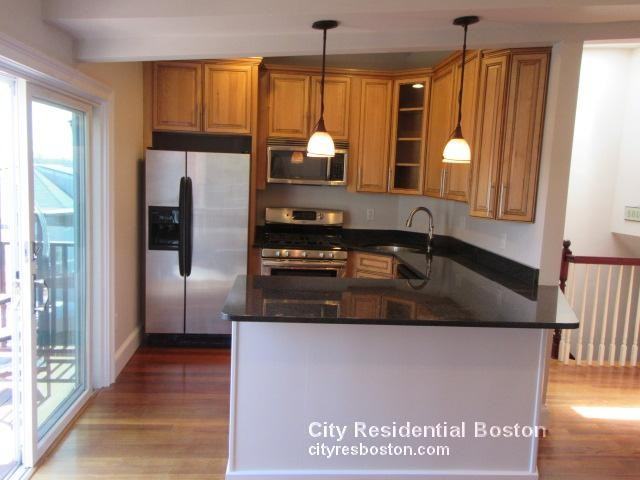 160 O St #3 - Photo 2 of 17