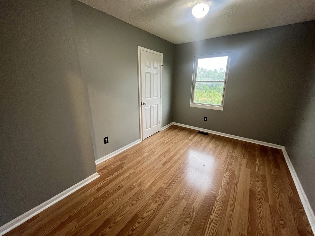 700 Cedar Drive - Photo 6 of 10