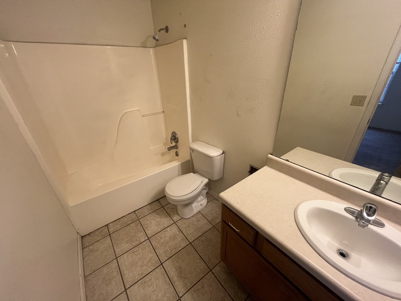 111 Commercial - Photo 6 of 9