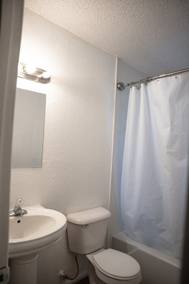 2519 8th Avenue - Photo 2 of 12