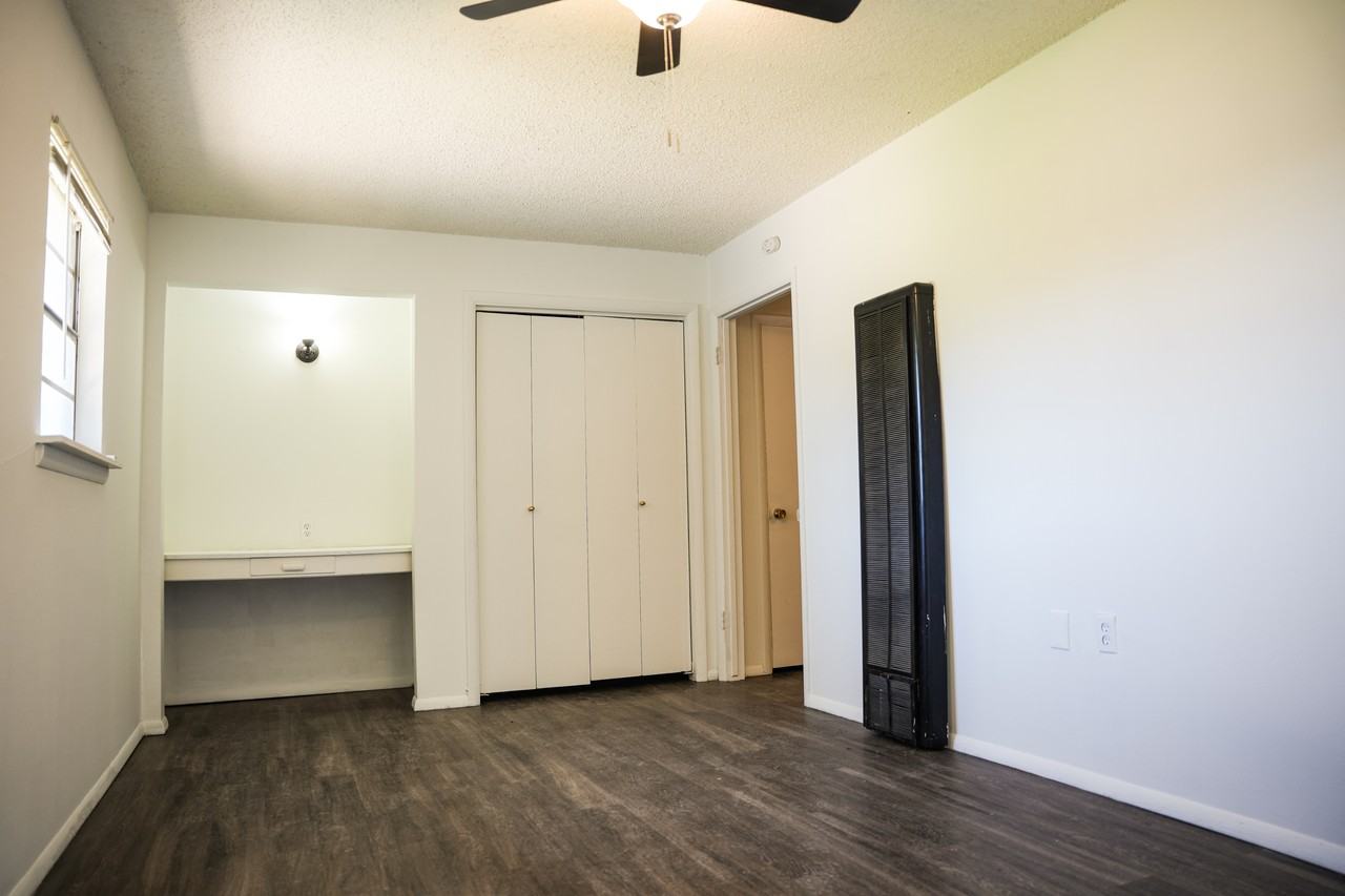 2519 8th Avenue - Photo 3 of 12