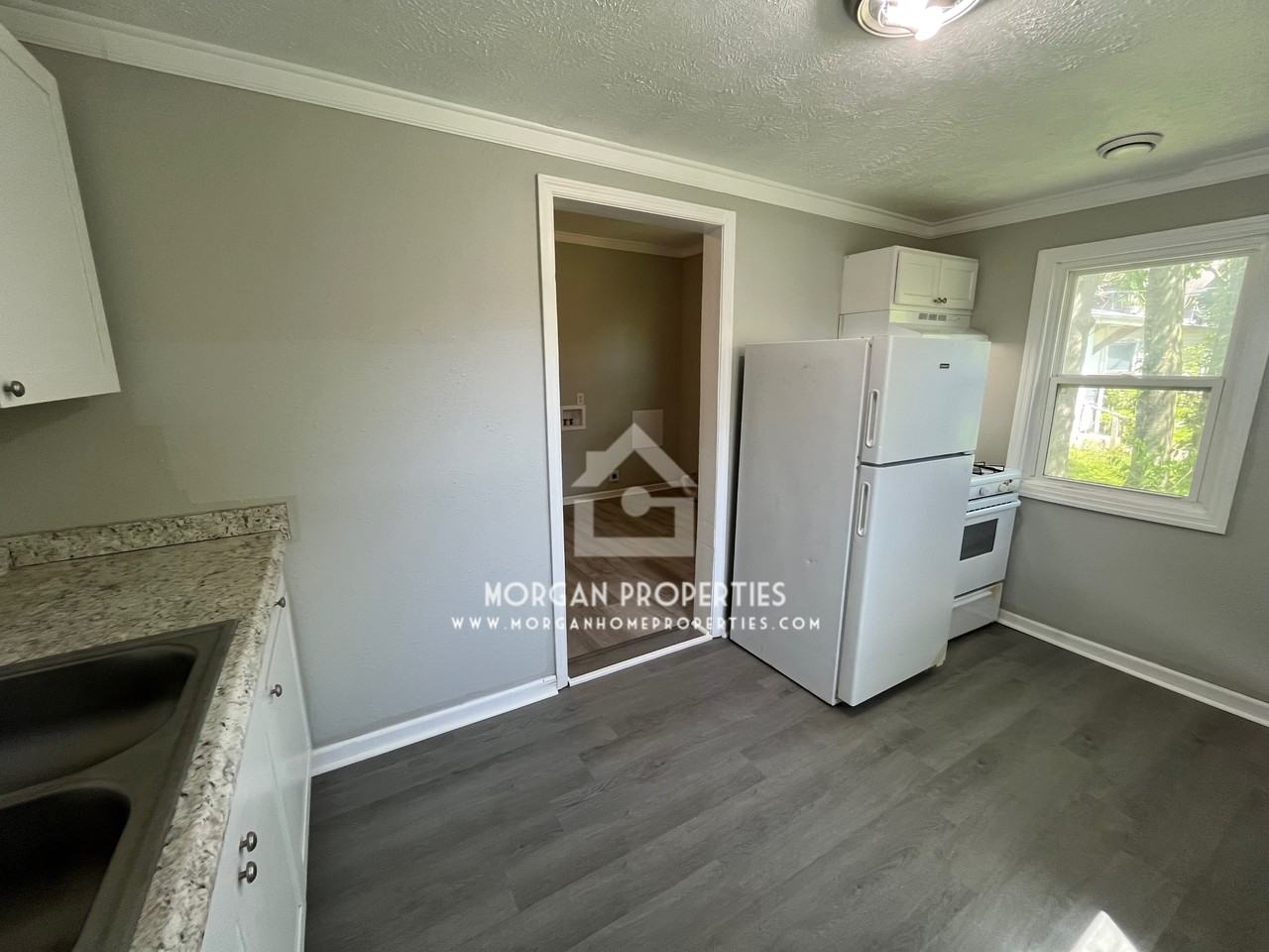 1125 West 1st Street - Photo 3 of 5