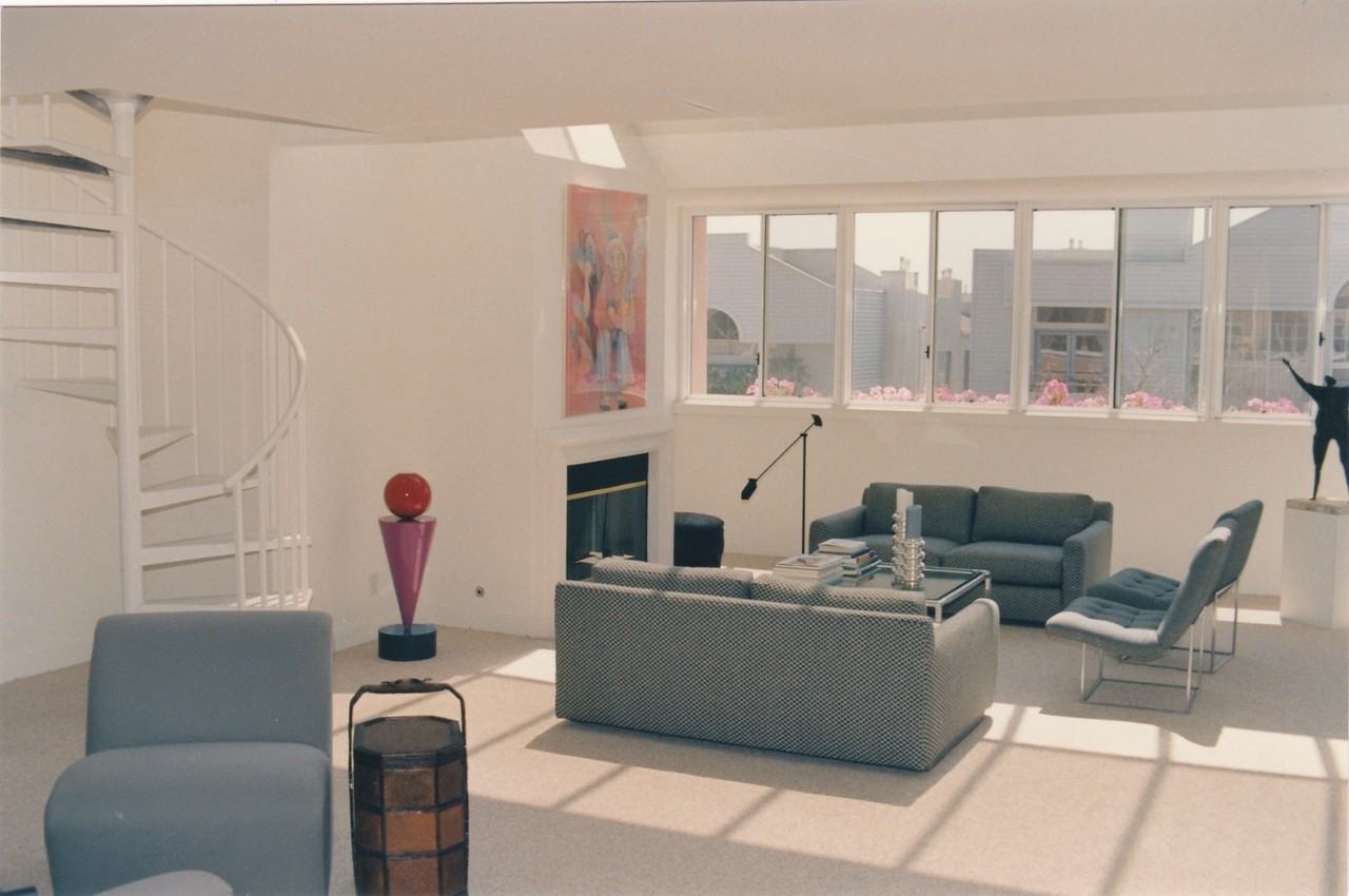 Marlena Manor - Photo 3 of 9