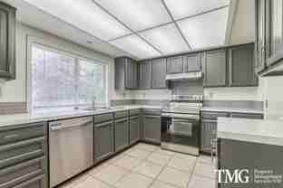 807 Se 141st Ave - Photo 1 of 1