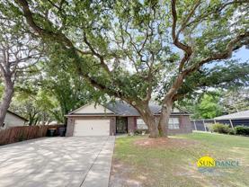 326 Hollywood Blvd Sw - Photo 1 of 1