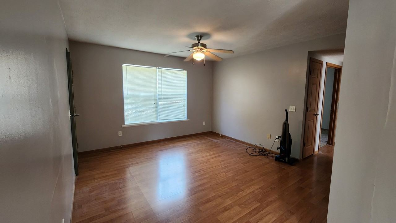 213 Coon Prairie Ave - Photo 3 of 9
