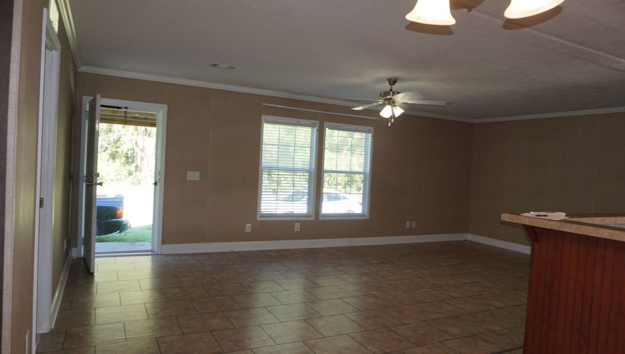 3876 Rowell Rd - Photo 2 of 40
