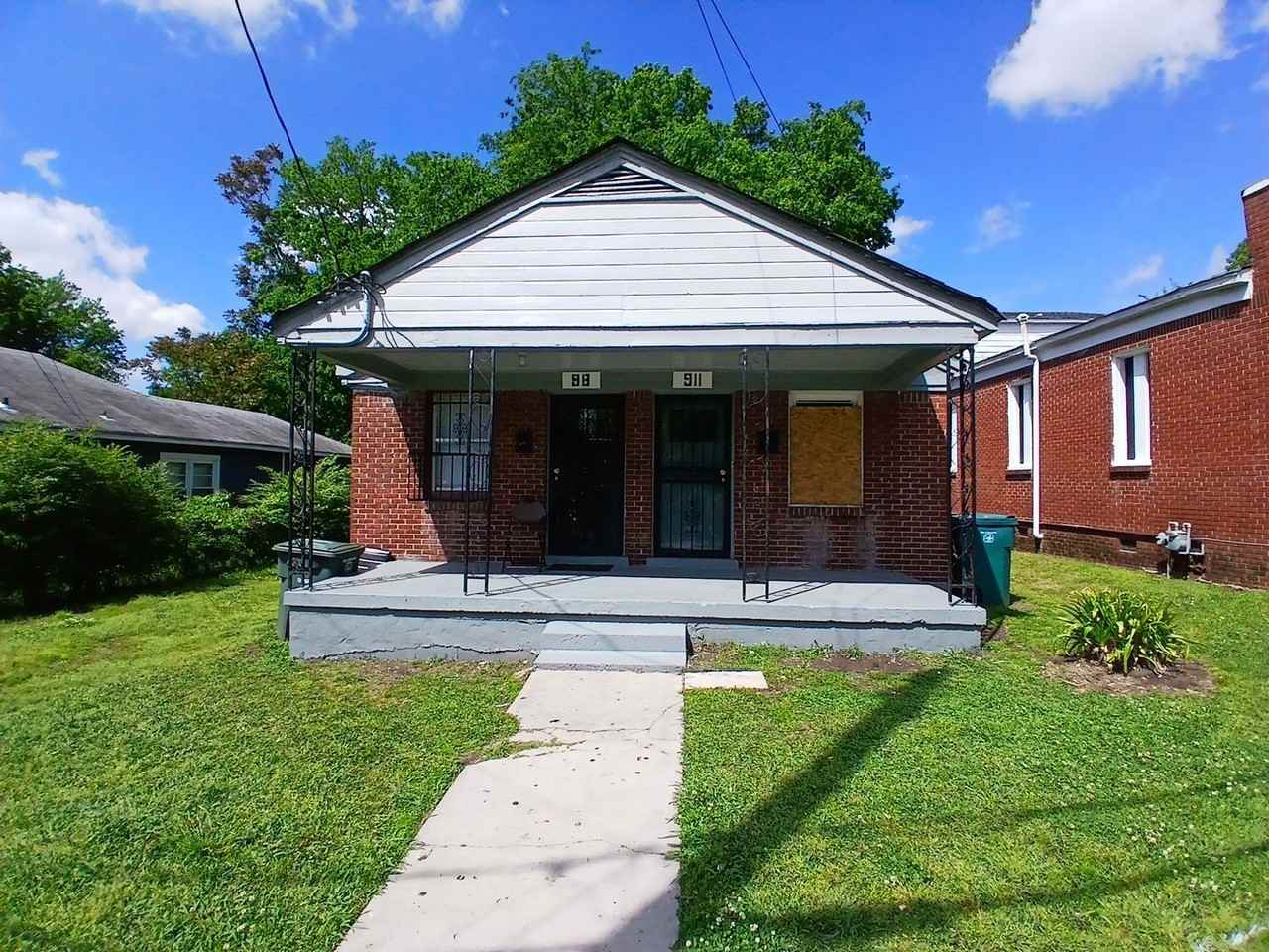 911 S Lauderdale St - Photo 2 of 9