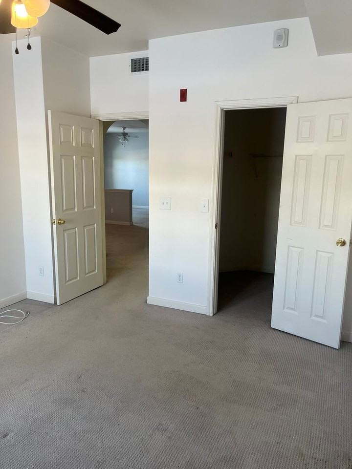 12886 Ironstone Way - Photo 4 of 9