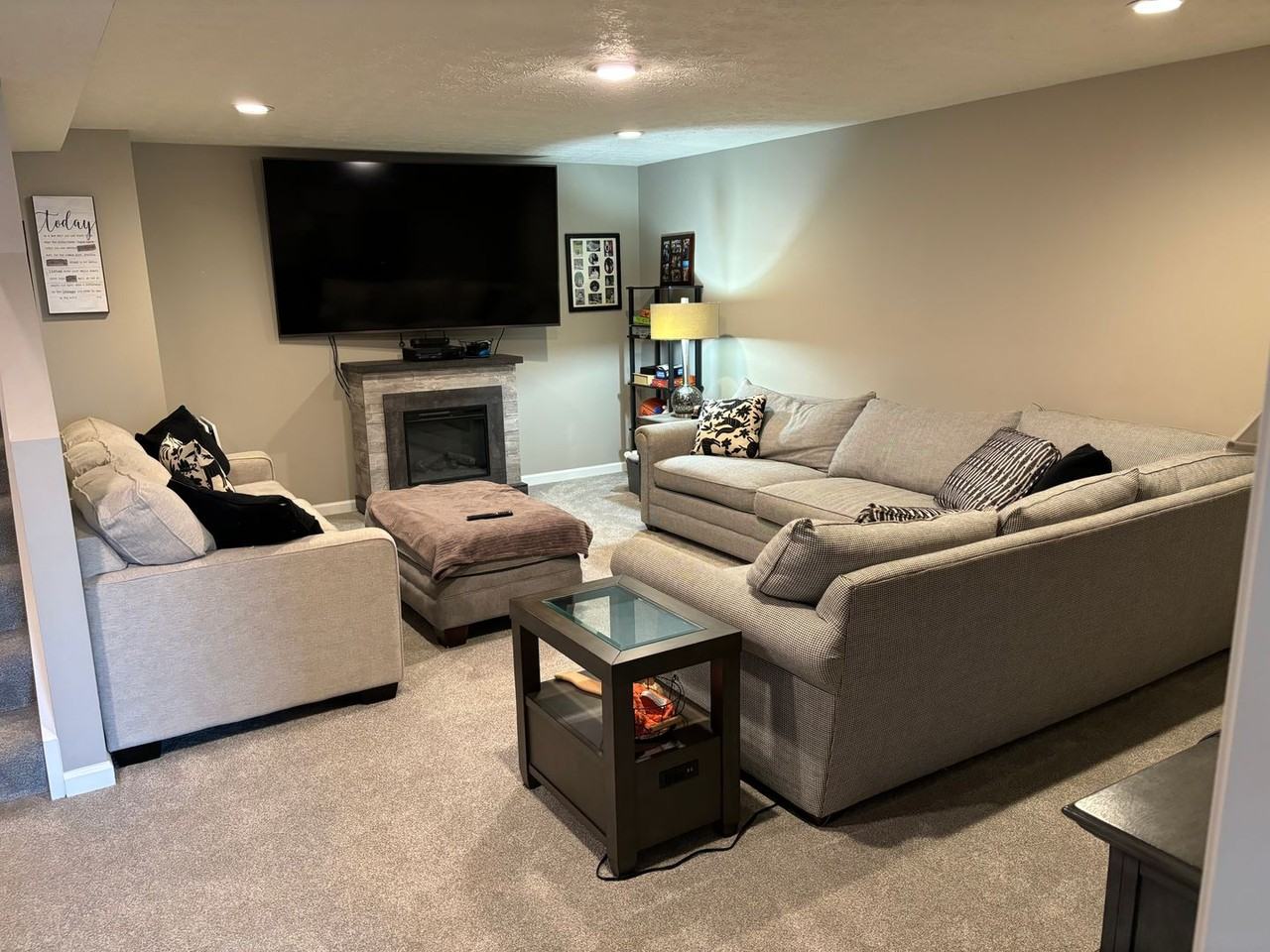 206 Olivia Dr - Photo 3 of 13