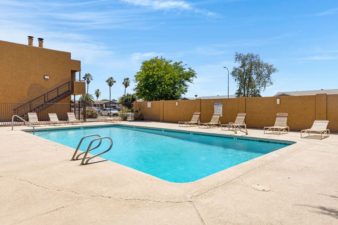 11640 11640 N 51st 143 - Photo 2 of 24