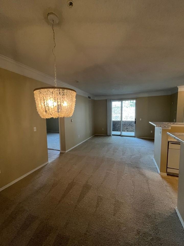 2010 Shamrock Dr - Photo 4 of 10