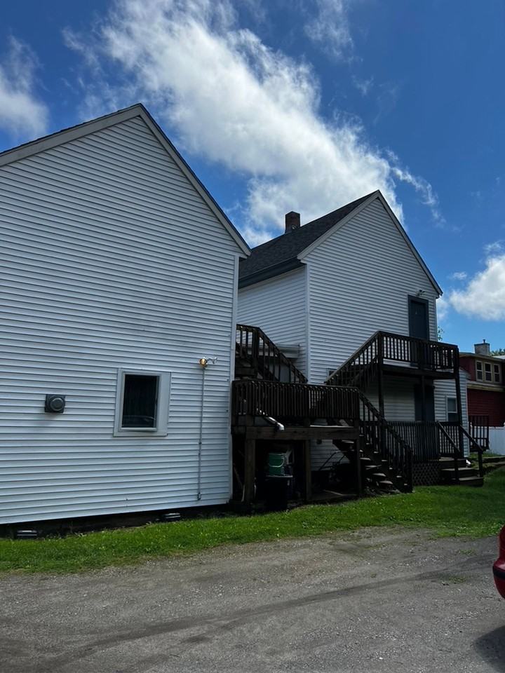 35 Wells Street - Photo 3 of 3