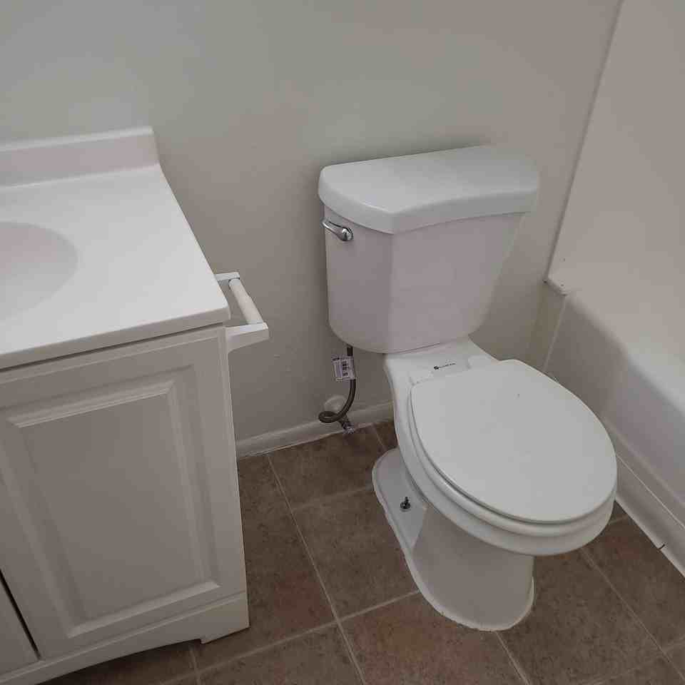 1859 E Cheery Lynn Rd - Photo 5 of 8