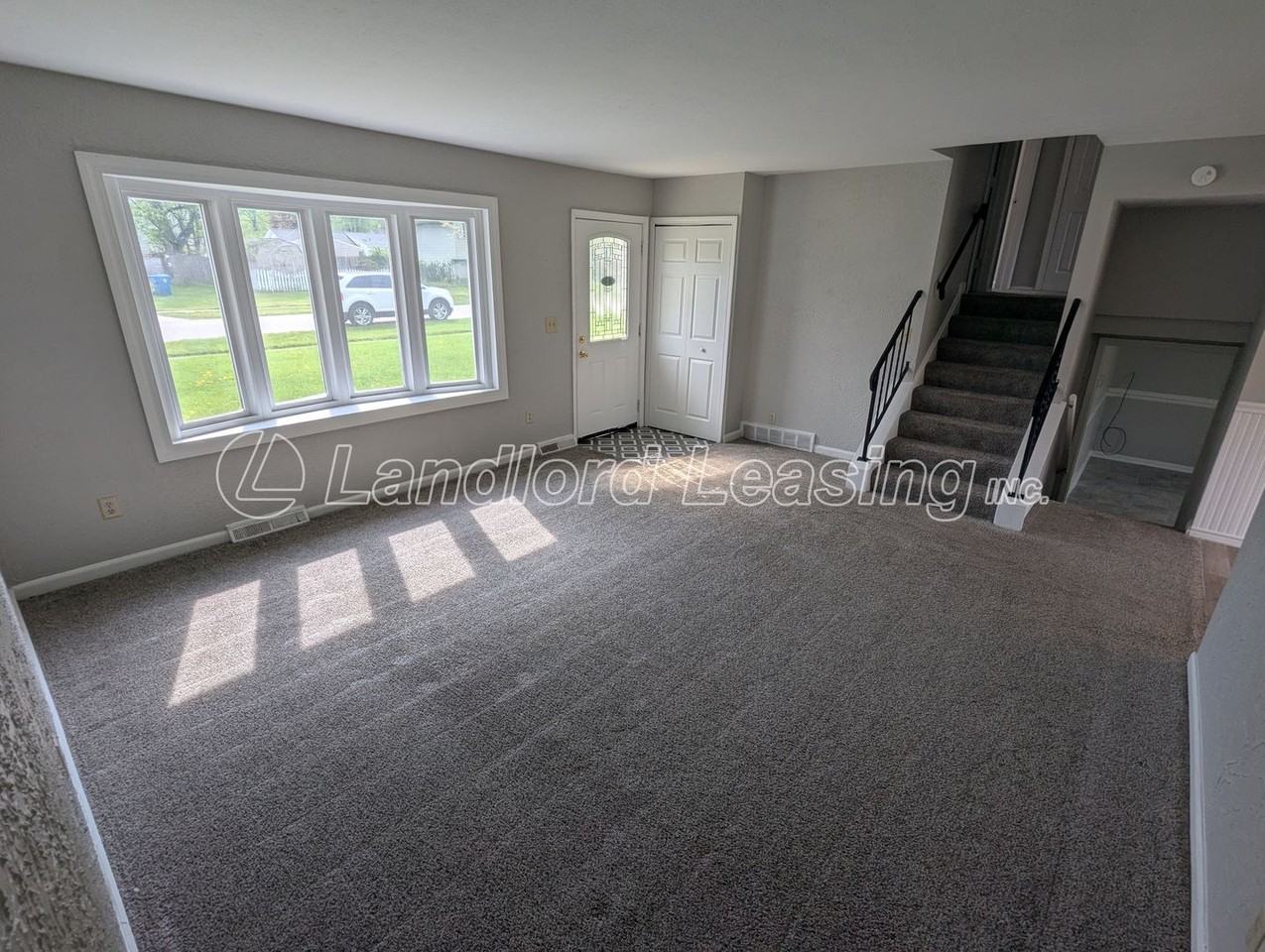 608 Grantwood Ave - Photo 2 of 16