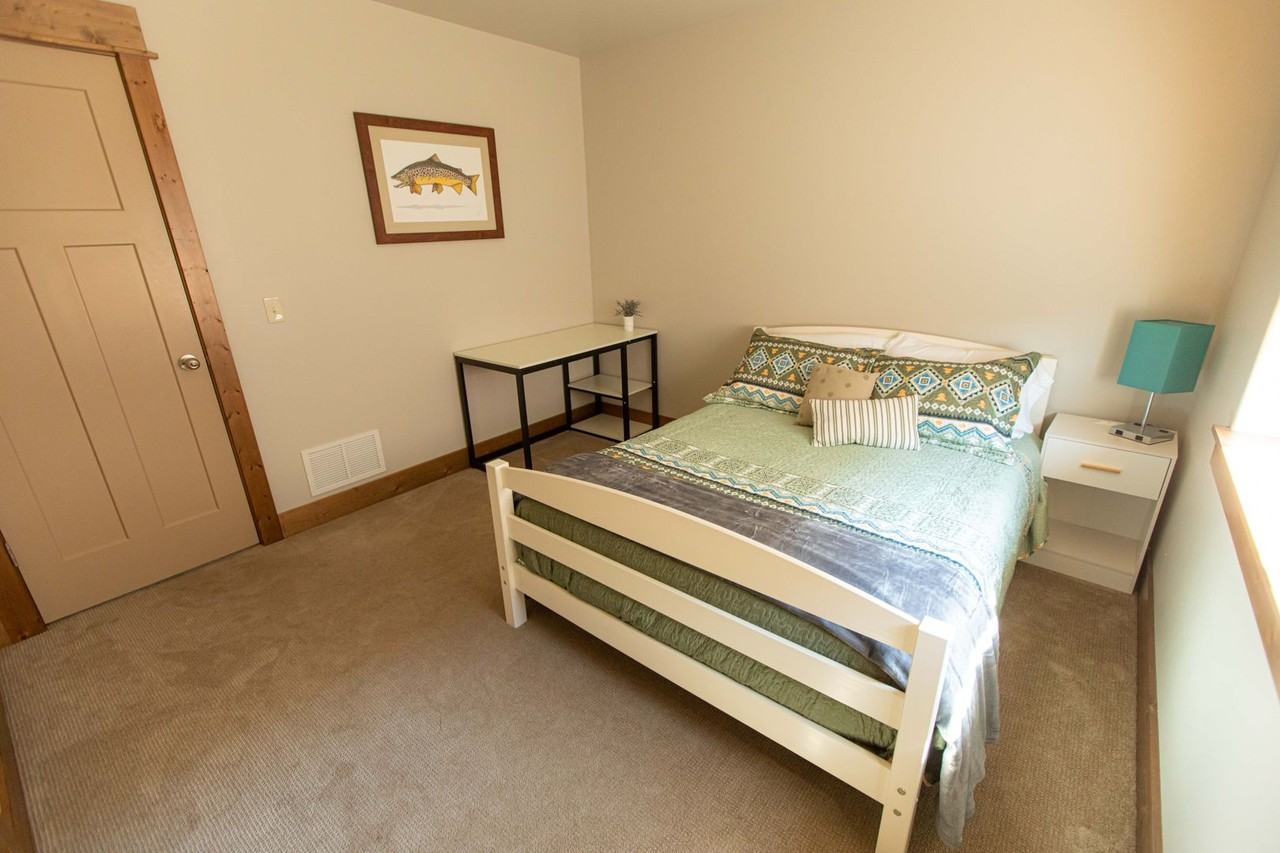 1387 Crabapple Dr - Photo 5 of 50