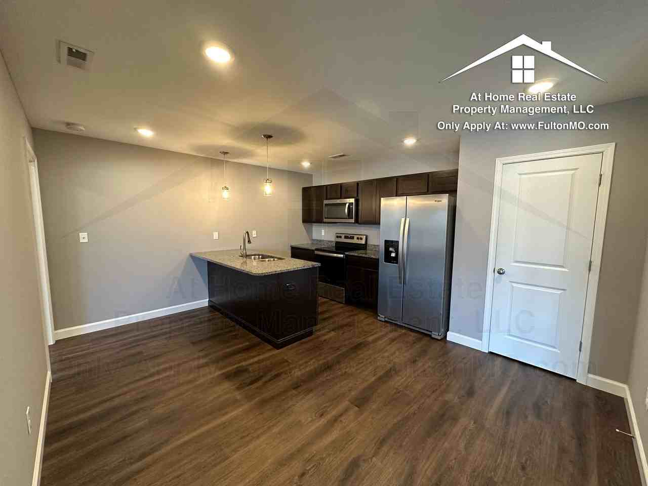 2620 N Bluff St - Photo 6 of 21
